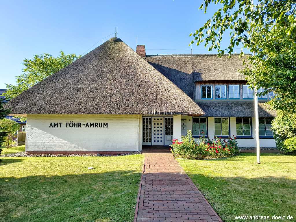 F&uuml;r standesamtliche Hochzeiten auf Amrum ist das Standesamt im Amt-F&ouml;hr Amrum zust&auml;ndig