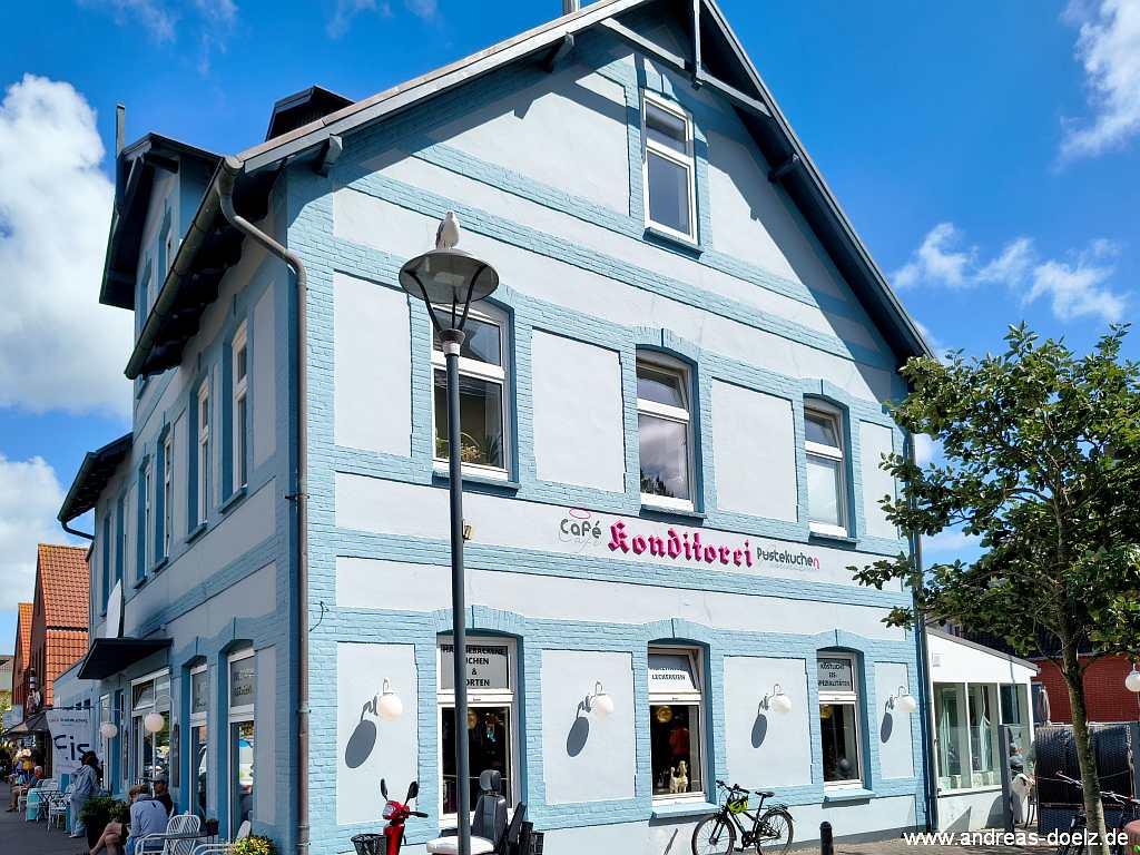 Cafe, Konditorei Pustekuchen in Wittd&uuml;n an der Inselstra&szlig;e