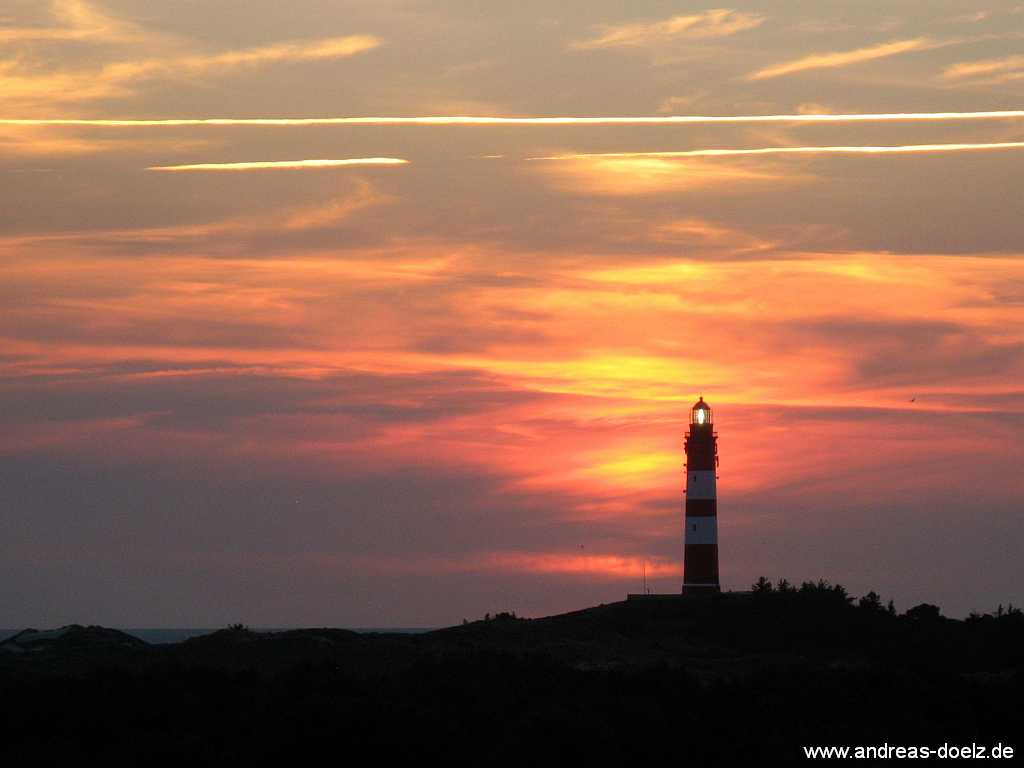 Sonnenuntergang Leuchtturm Amrum Bild04